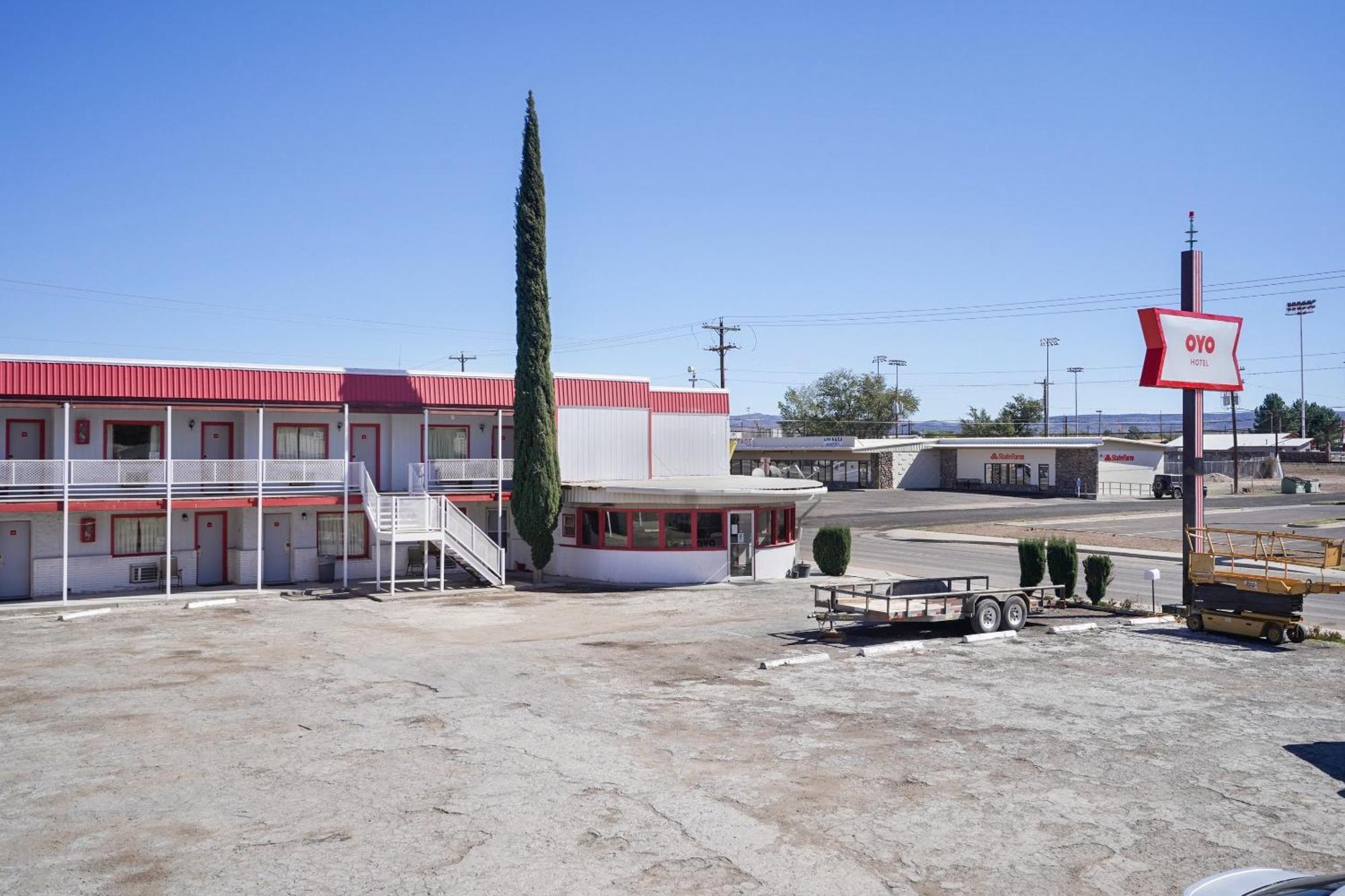 Oyo Alpine Tx Near Big Bend National Park Hotel Buitenkant foto